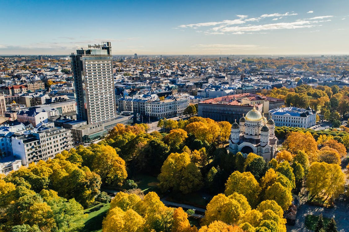 Real Estate Developer: Accelerating Sales and Enhancing Buyer Experience